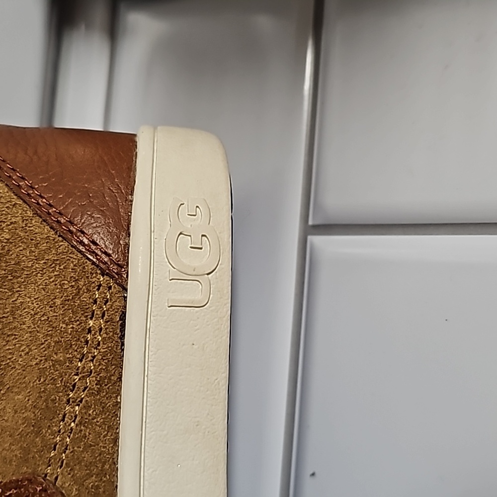UGG Kids Rennon II - Picture 6 of 9